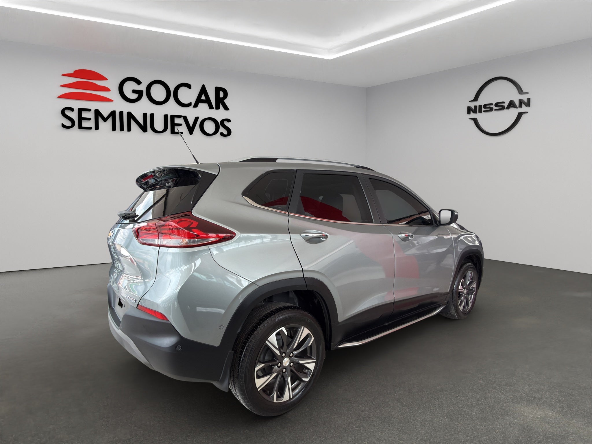 2025 Chevrolet Tracker VUD 5 pts. Premier, 1.2T, TA, piel, f. led, RA-17 bitono (cambio de línea)