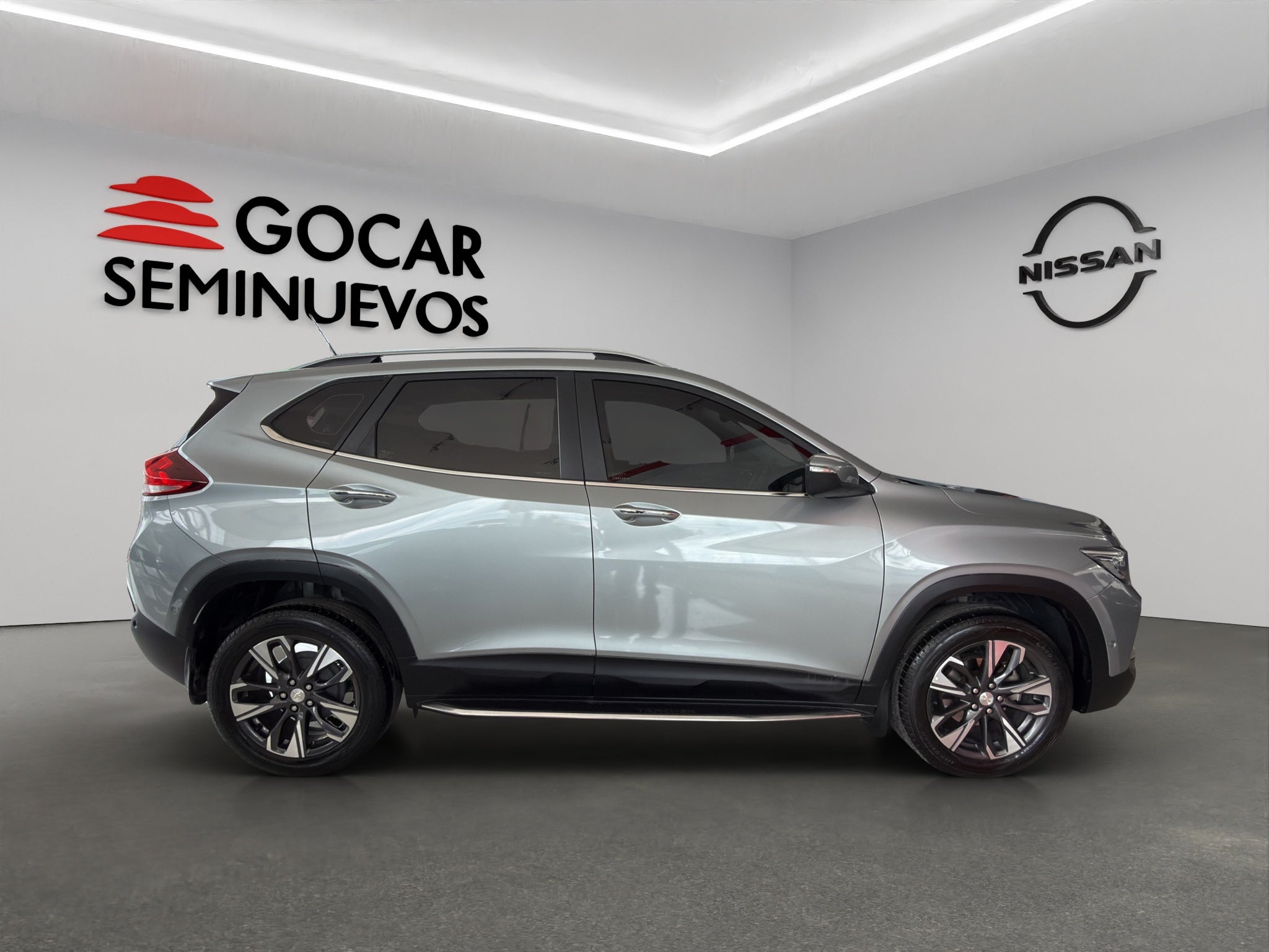 2025 Chevrolet Tracker VUD 5 pts. Premier, 1.2T, TA, piel, f. led, RA-17 bitono (cambio de línea)