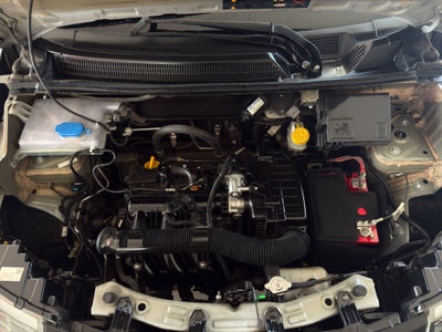 2023 Renault Kwid 5 pts. HB Iconic, TM5, a/ac., pantalla touch 8