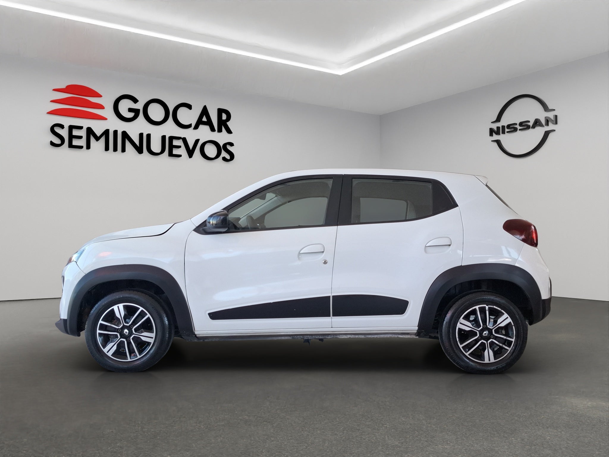 2023 Renault Kwid 5 pts. HB Iconic, TM5, a/ac., pantalla touch 8