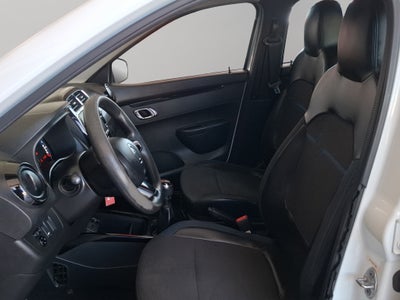 2023 Renault Kwid 5 pts. HB Iconic, TM5, a/ac., pantalla touch 8