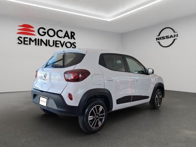 2023 Renault Kwid 5 pts. HB Iconic, TM5, a/ac., pantalla touch 8
