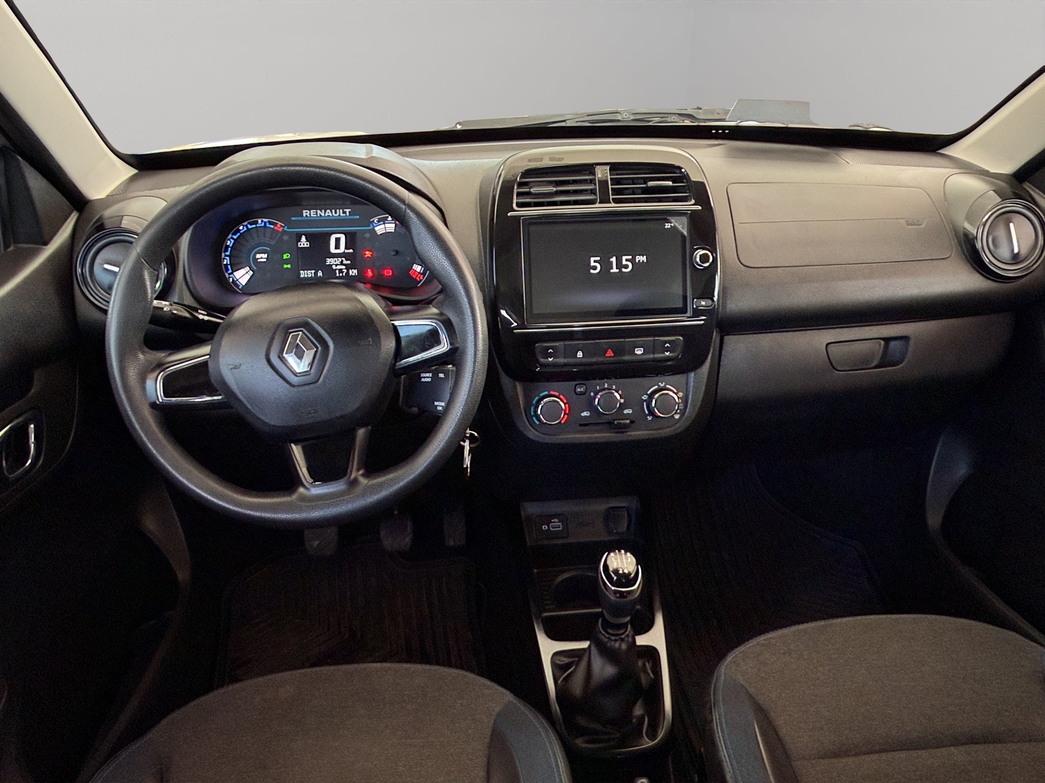 2025 Renault Kwid 5 pts. HB Iconic, TM5, a/ac., pantalla touch 8