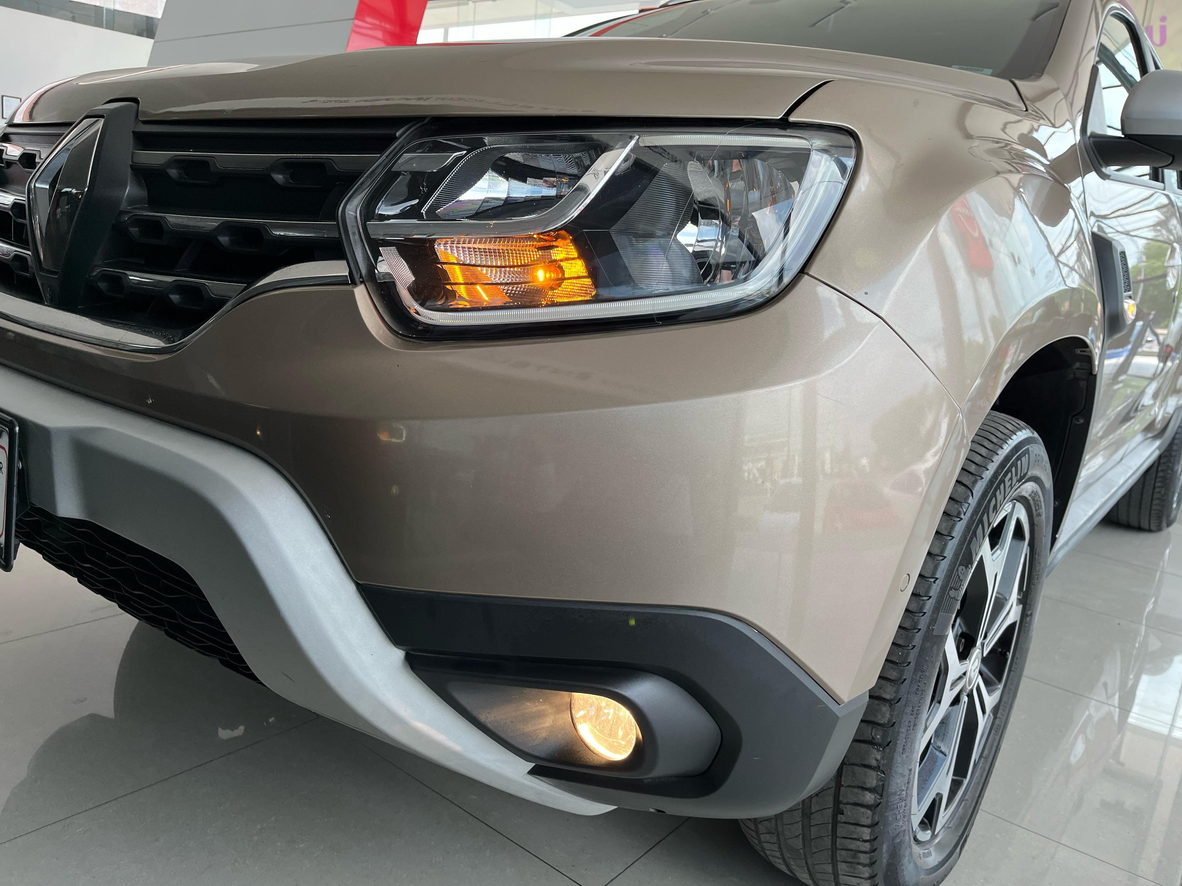2022 Renault Duster VUD 5 pts. Iconic, 1.3T, TA, a/ac., VE, MP3, GPS, f. niebla, RA-17