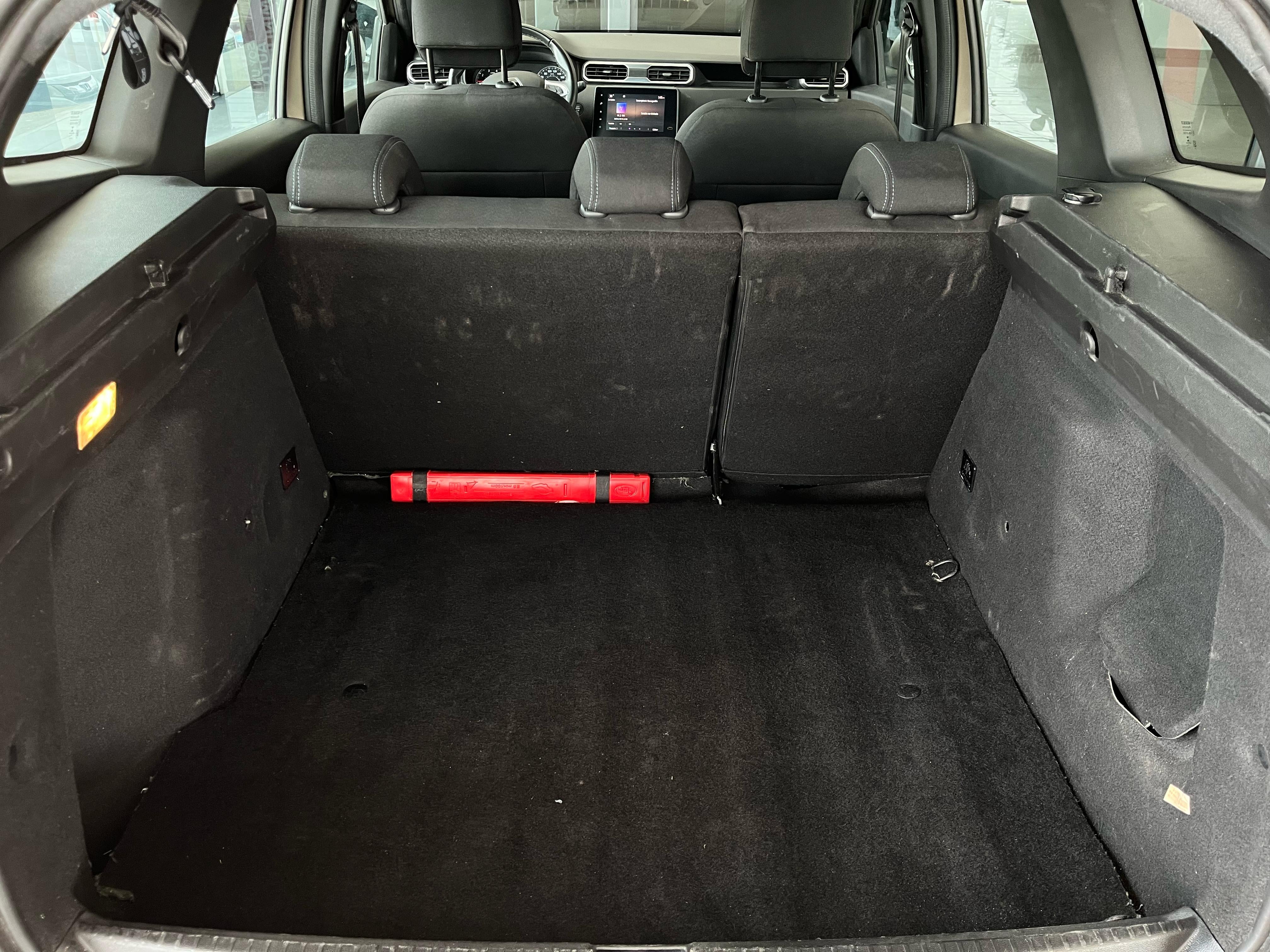 2022 Renault Duster VUD 5 pts. Iconic, 1.3T, TA, a/ac., VE, MP3, GPS, f. niebla, RA-17