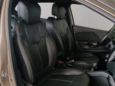 2022 Renault Captur VUD 5 pts. Iconic, TA, piel, GPS, RA-18