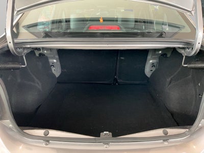 2023 Renault Logan 4 pts. Intens, 1.6l, TM5, RA-16 (línea nueva)