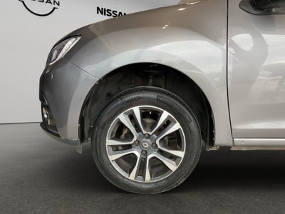 2023 Renault Logan 4 pts. Intens, 1.6l, TM5, RA-16 (línea nueva)