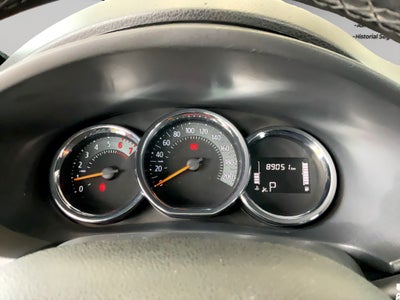 2023 Renault Logan 4 pts. Intens, 1.6l, TM5, RA-16 (línea nueva)