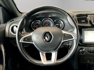 2023 Renault Logan 4 pts. Intens, 1.6l, TM5, RA-16 (línea nueva)