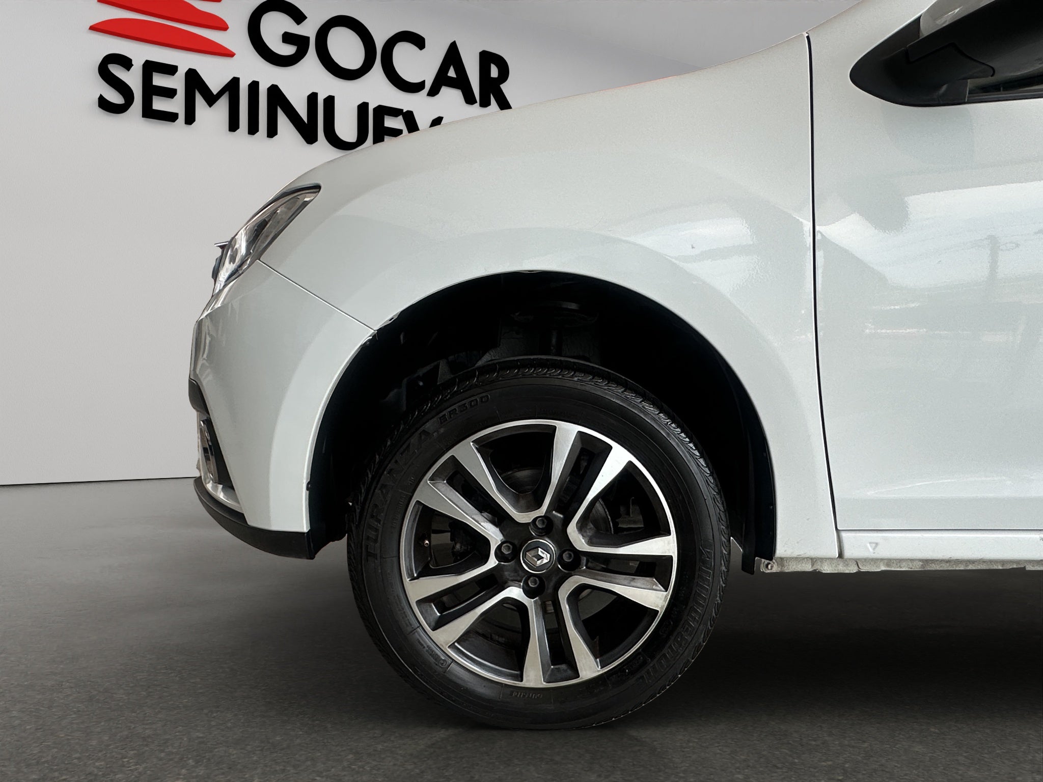 2024 Renault Logan 4 pts. Intens, 1.6l, TM5, RA-16