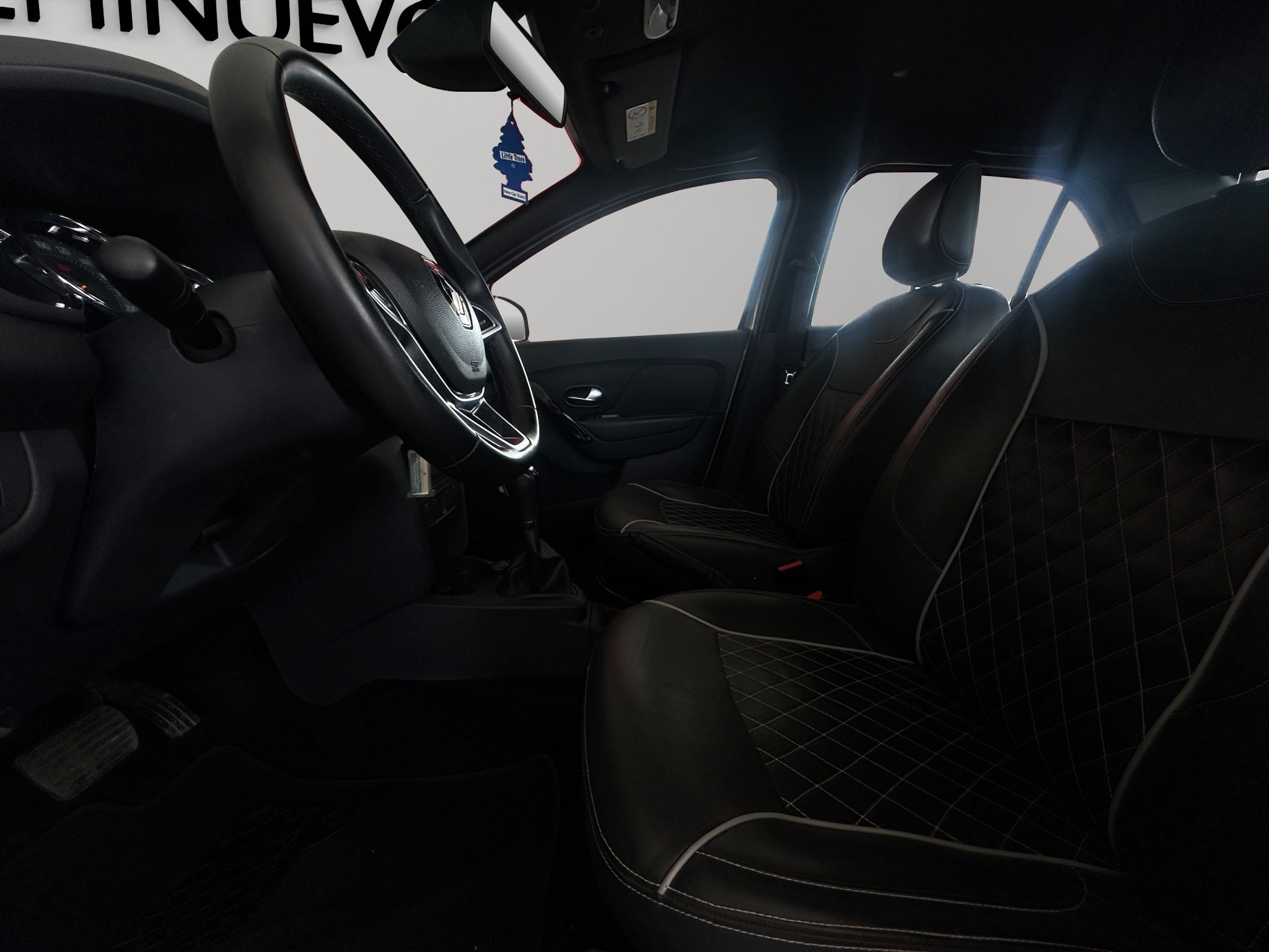 2024 Renault Logan 4 pts. Intens, 1.6l, TM5, RA-16