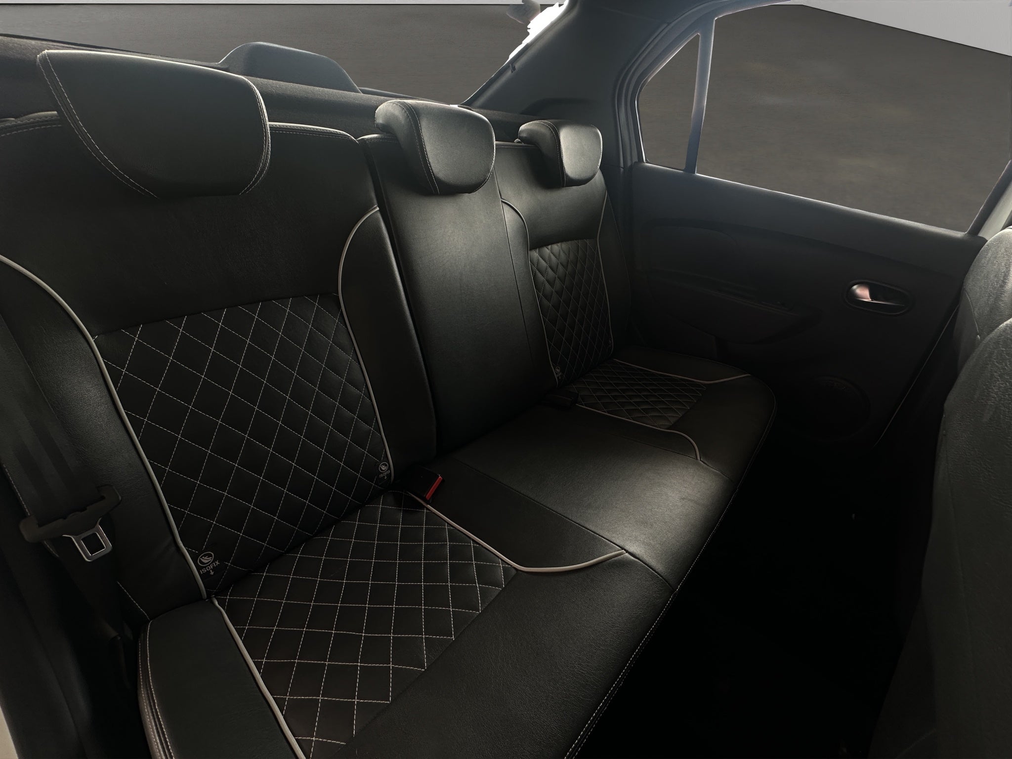 2024 Renault Logan 4 pts. Intense CVT