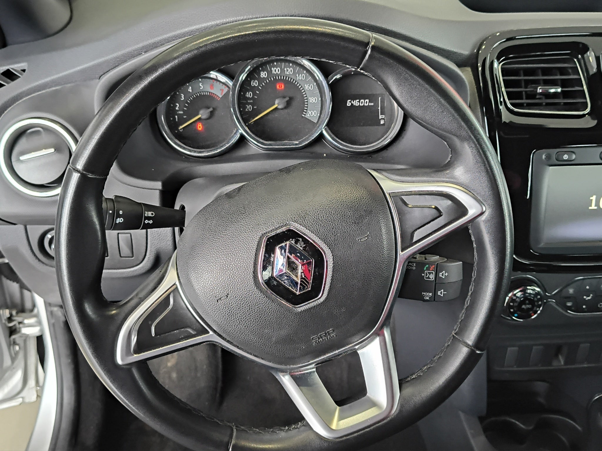 2024 Renault Logan 4 pts. Intens, 1.6l, TM5, RA-16