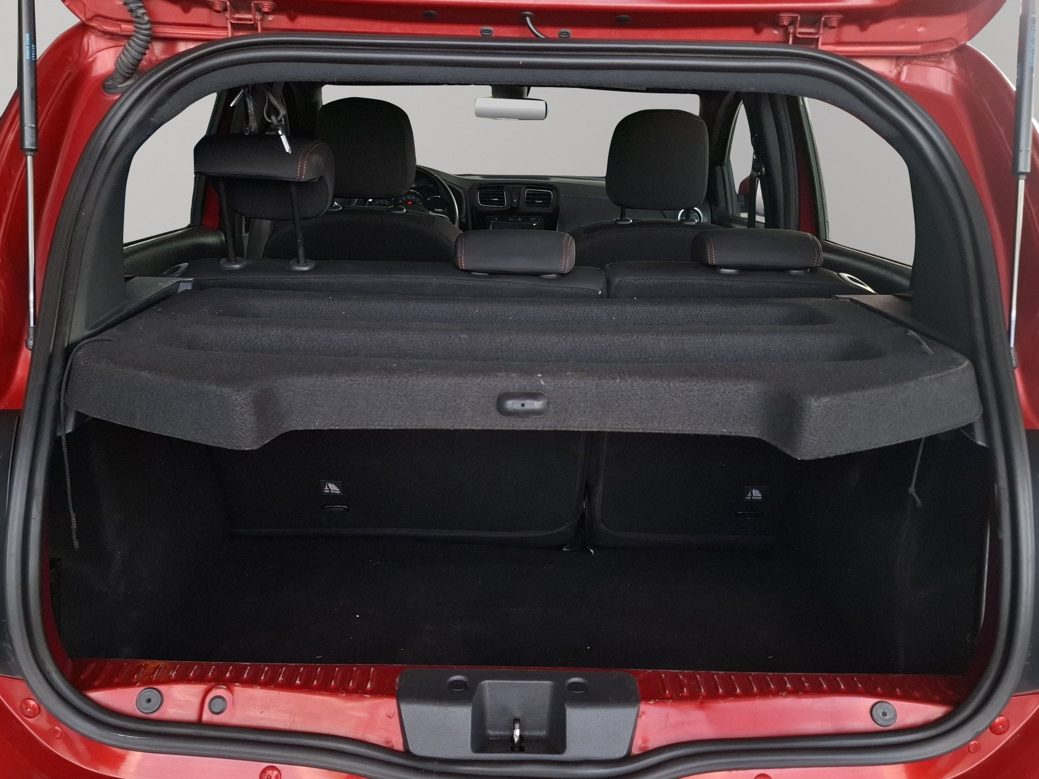 2023 Renault Sandero y Stepway 5 pts. HB Stepway Intens, 1.6l, TM5, a/ac. Aut., VE, GPS, RA-16