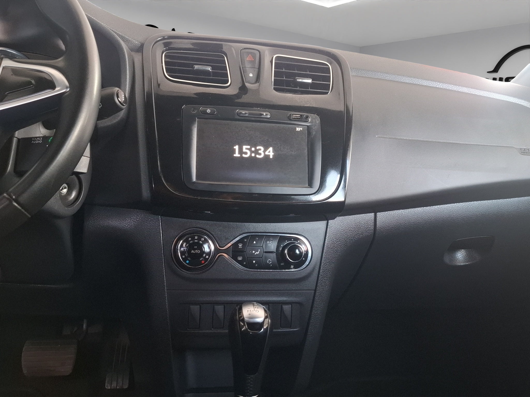 2023 Renault Sandero y Stepway 5 pts. HB Stepway Intens, 1.6l, TM5, a/ac. Aut., VE, GPS, RA-16