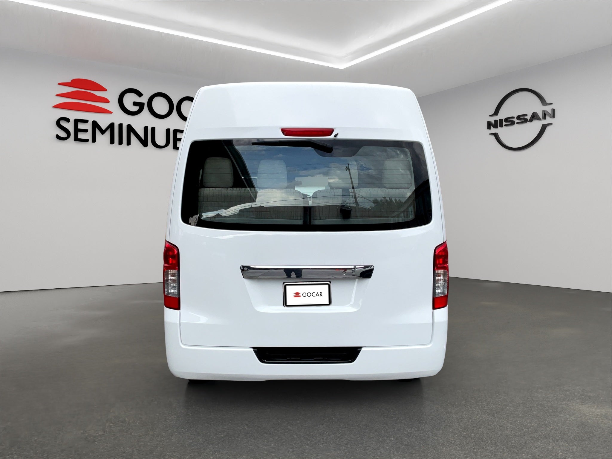 2023 Nissan Urvan Pasajeros 4 pts. Amplia, TM5, a/ac., desem. tras., 14 pas.
