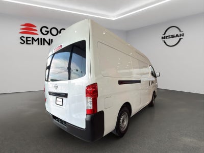 2024 Nissan Comerciales Urvan Panel 4 pts. Amplia, TM5, a/ac.