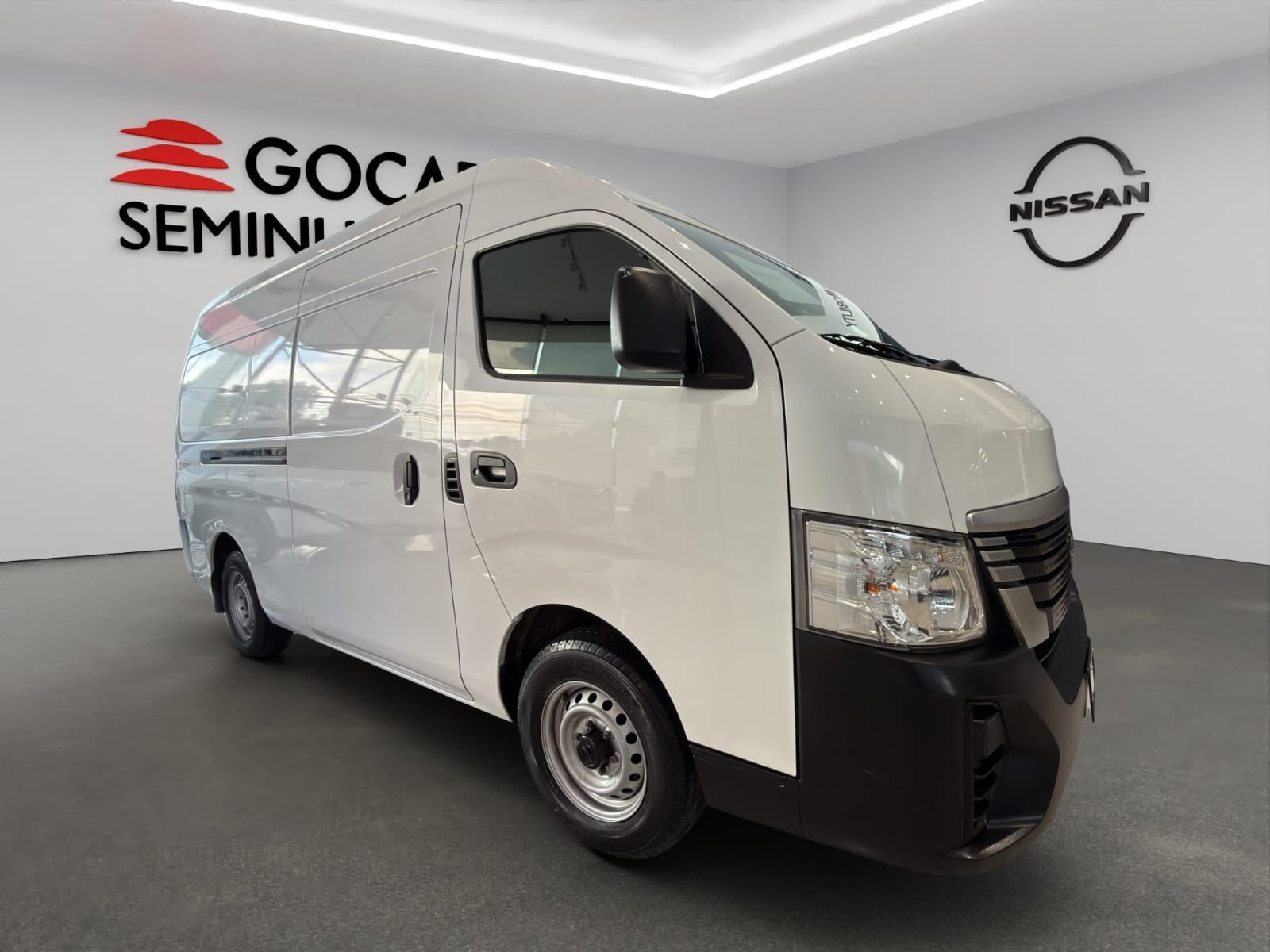 2024 Nissan Comerciales Urvan Panel 4 pts. Amplia, TM5, a/ac.
