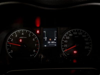 2024 Nissan Comerciales Urvan Panel 4 pts. Amplia, TM5, a/ac.