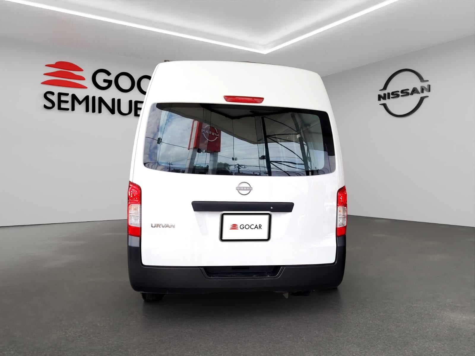 2024 Nissan Comerciales Urvan Panel 4 pts. Amplia, TM5, a/ac.