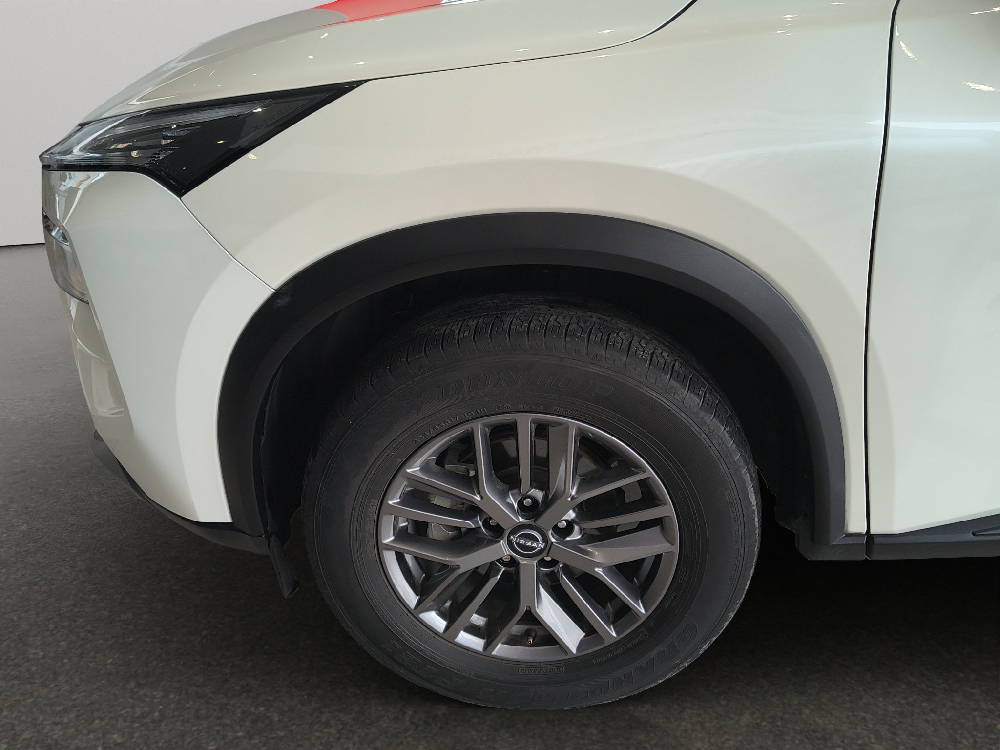 2023 Nissan X-Trail VUD 5 pts. Advance, TA, RA-17 (línea nueva)