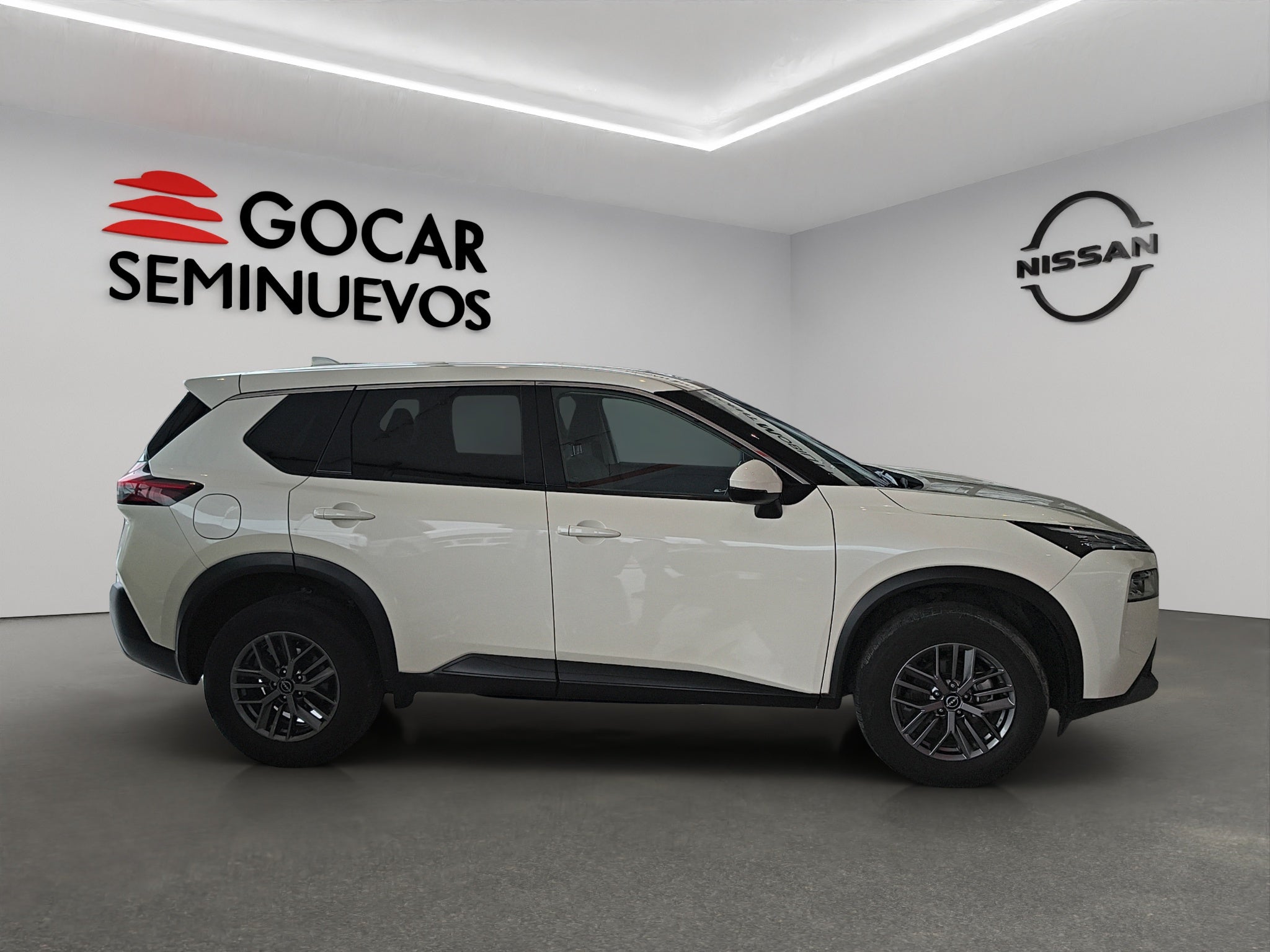 2023 Nissan X-Trail VUD 5 pts. Advance, TA, RA-17 (línea nueva)