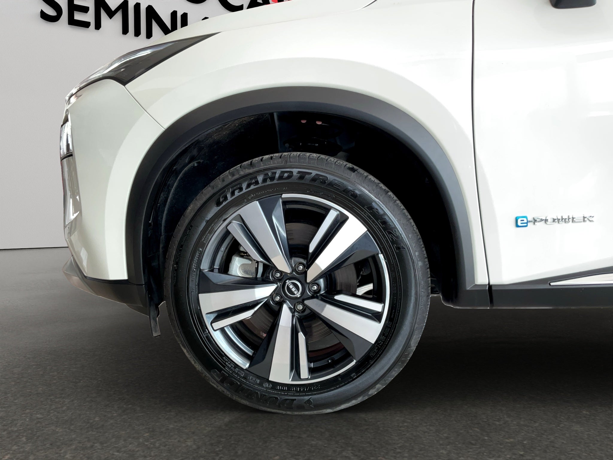 2025 Nissan X-Trail VUD 5 pts. Platinum e-Power, E-REV, TA, QCP, s. Bose, RA-19