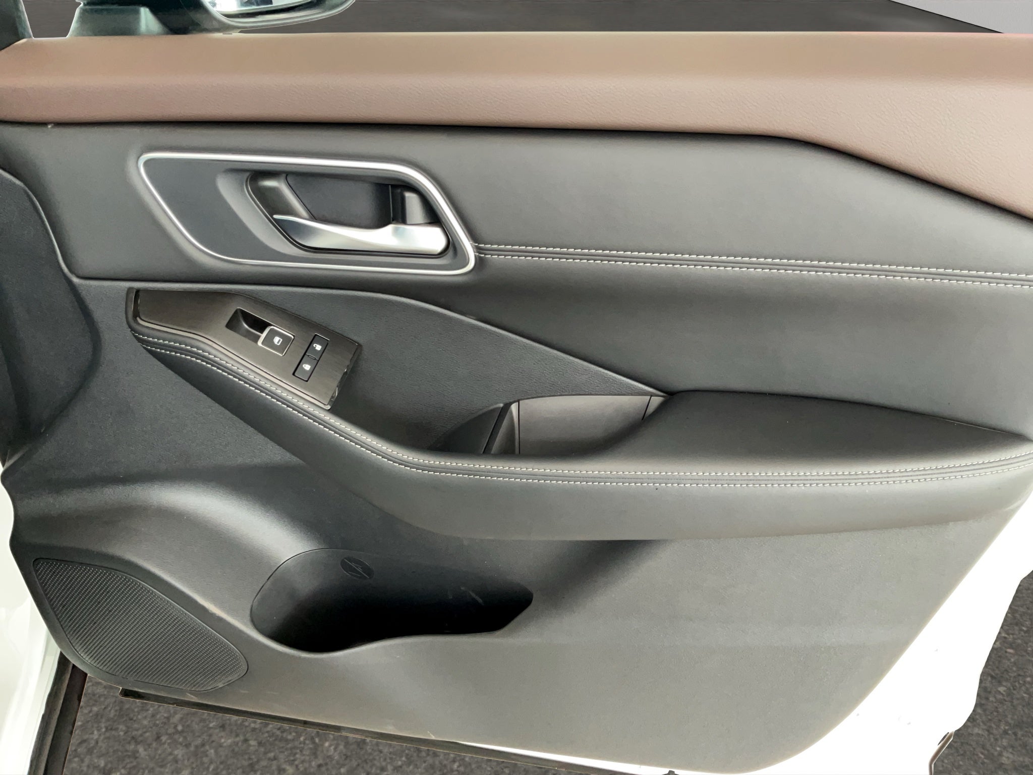 2025 Nissan X-Trail VUD 5 pts. Platinum e-Power, E-REV, TA, QCP, s. Bose, RA-19