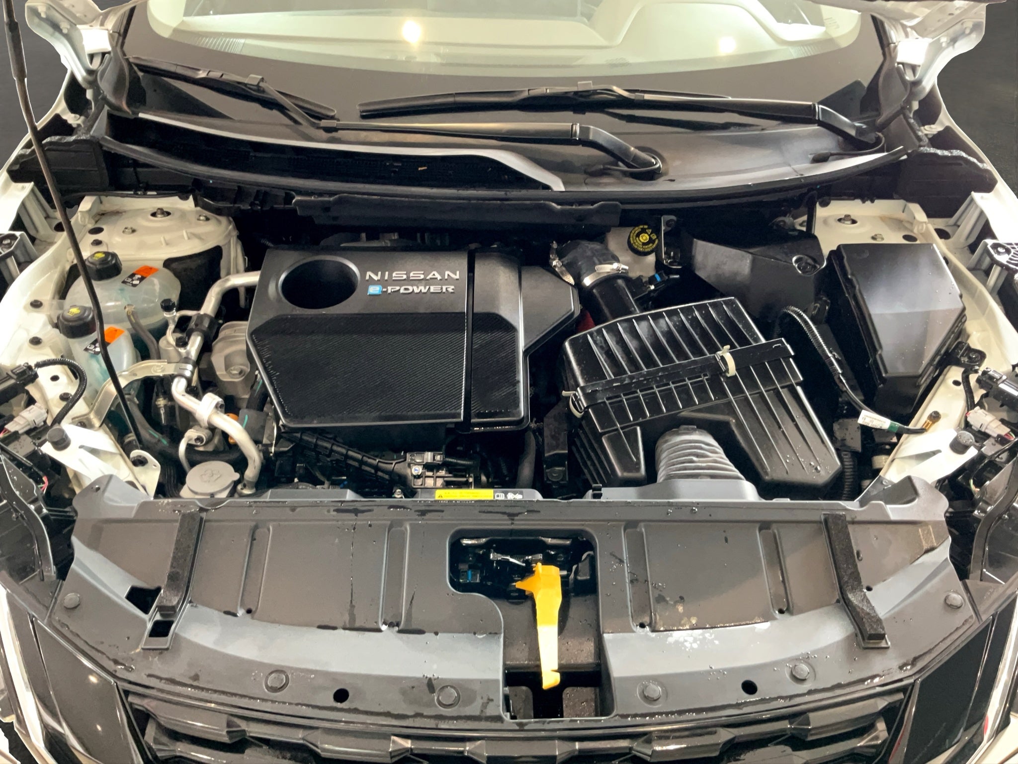 2025 Nissan X-Trail VUD 5 pts. Platinum e-Power, E-REV, TA, QCP, s. Bose, RA-19