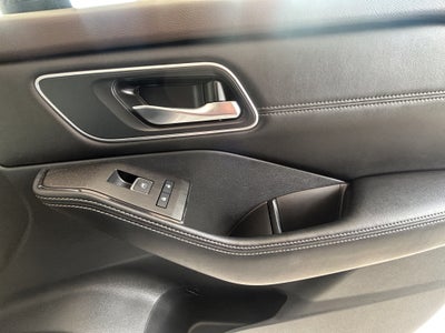 2025 Nissan X-Trail VUD 5 pts. Platinum e-Power, E-REV, TA, QCP, s. Bose, RA-19