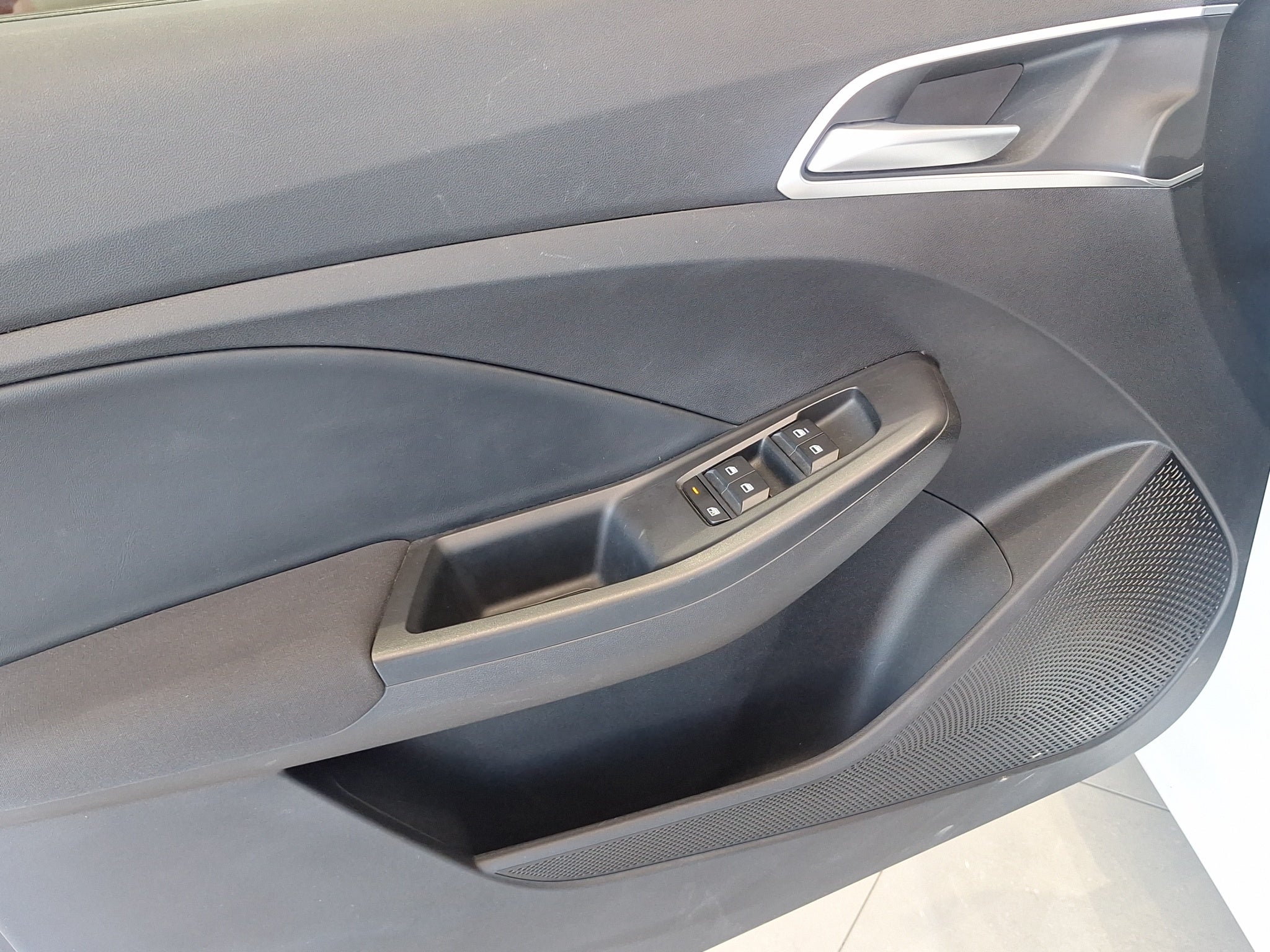 2025 MG MG3 5 pts. HB Cool, 1.5l, TM5, VE, RA-15