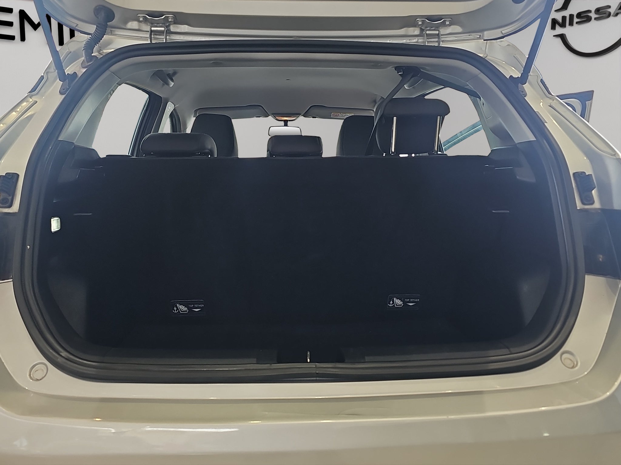 2024 Chevrolet Aveo 5 pts. HB LS, 1.5l, TM6, a/ac., RA-15 (línea nueva)