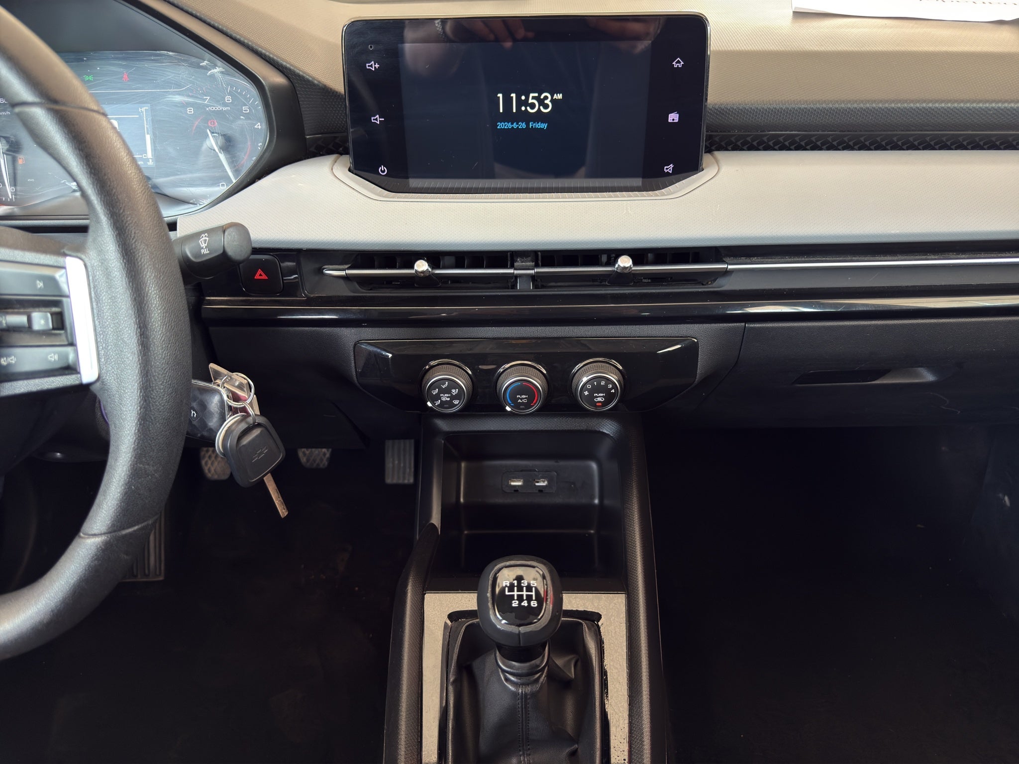 2024 Chevrolet Aveo 4 pts. LT, 1.5l, TM6, a/ac., pantalla touch 8