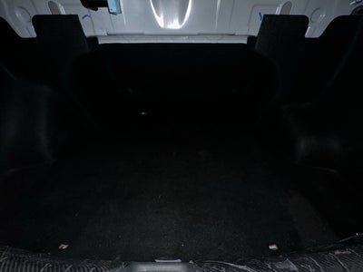 2024 Hyundai Grand i10 5 pts. HB GLS, TM5, VE, botón encend., RA-15 (cambio de línea)