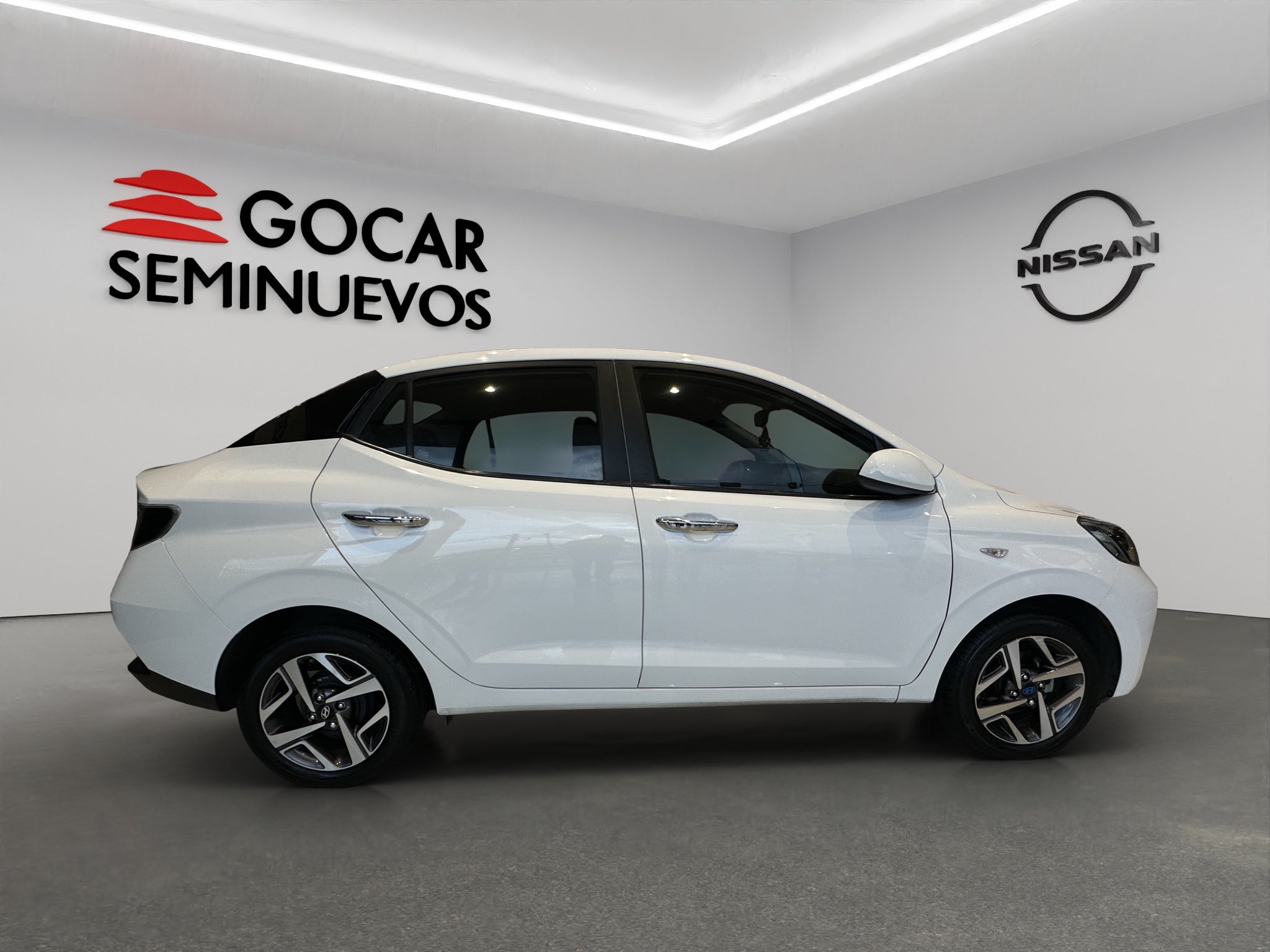 2024 Hyundai Grand i10 5 pts. HB GLS, TM5, VE, botón encend., RA-15 (cambio de línea)