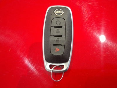 2025 Nissan Magnite VUD 5 pts. Exclusive, 1.0T, TM5, piel, RA-16