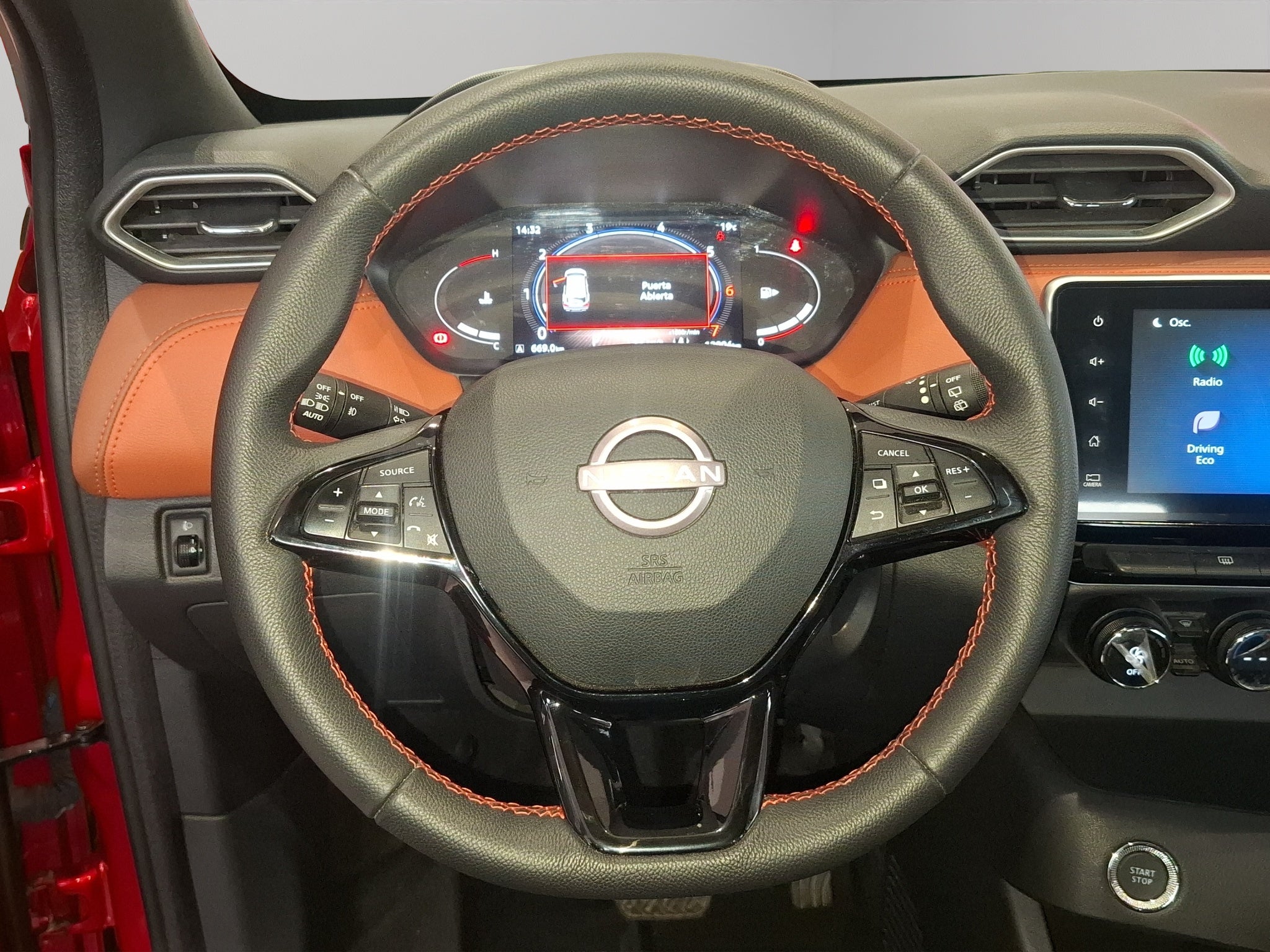 2025 Nissan Magnite VUD 5 pts. Exclusive, 1.0T, TM5, piel, RA-16