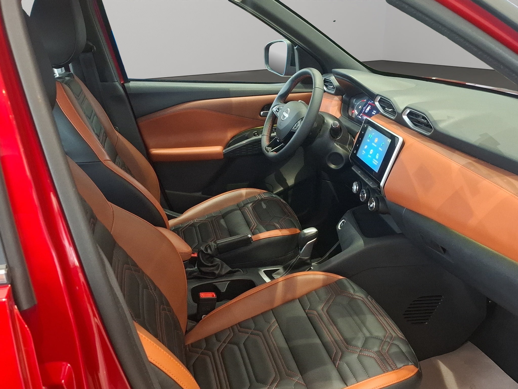 2025 Nissan Magnite VUD 5 pts. Exclusive, 1.0T, TM5, piel, RA-16