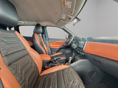 2025 Nissan Magnite VUD 5 pts. Exclusive, 1.0T, TM5, piel, RA-16