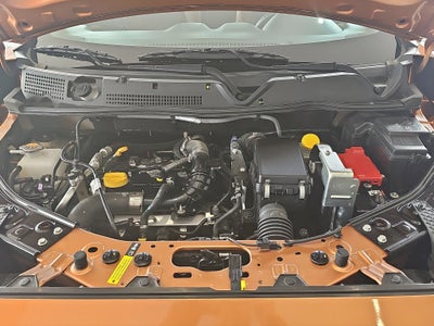 2025 Nissan Magnite VUD 5 pts. Exclusive, 1.0T, TM5, piel, RA-16