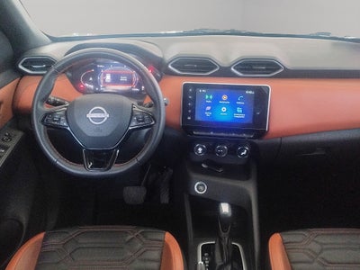 2025 Nissan Magnite VUD 5 pts. Exclusive, 1.0T, TM5, piel, RA-16