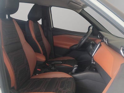 2025 Nissan Magnite VUD 5 pts. Exclusive, 1.0T, TM5, piel, RA-16