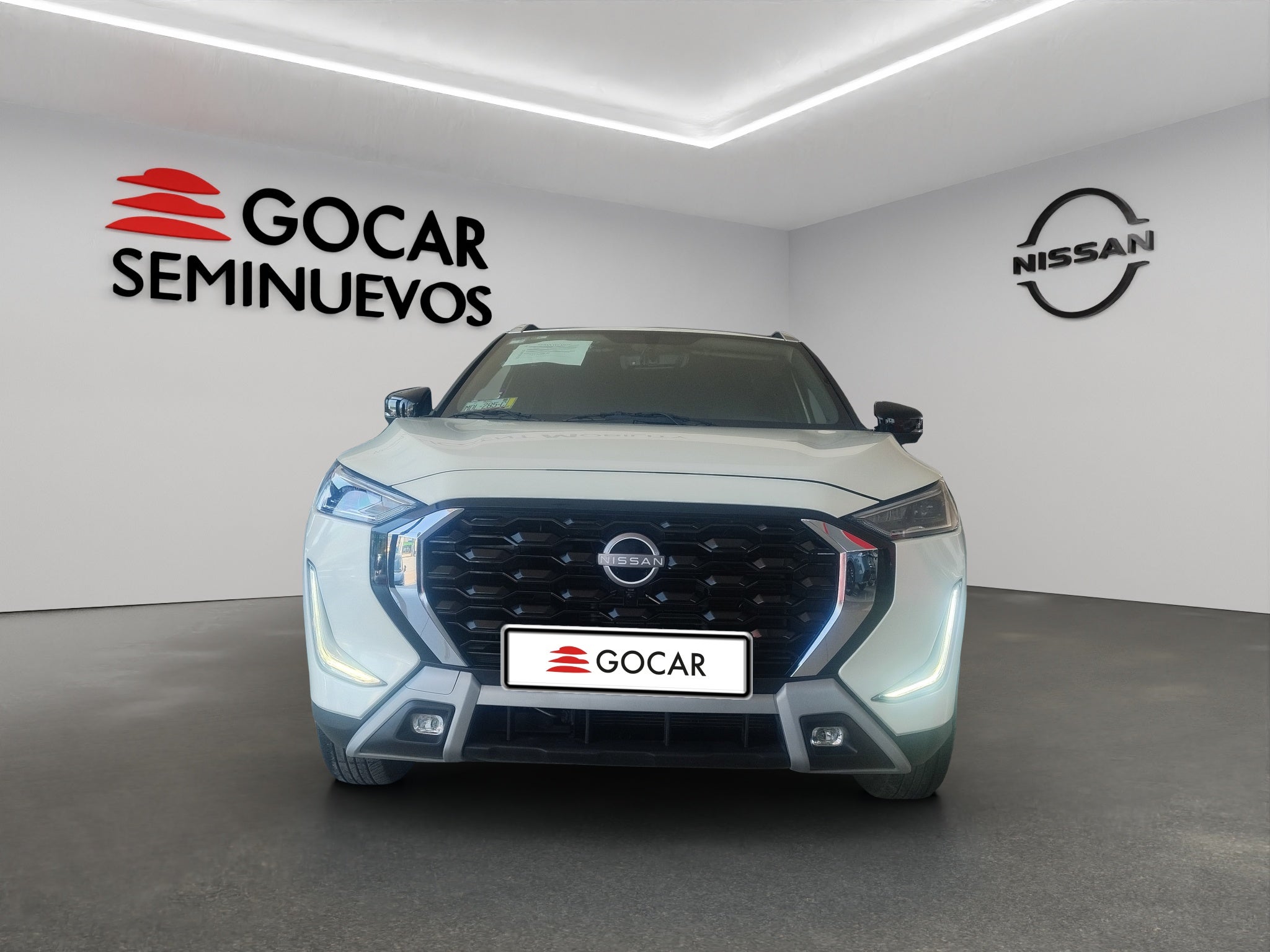 2025 Nissan Magnite VUD 5 pts. Exclusive, 1.0T, TM5, piel, RA-16