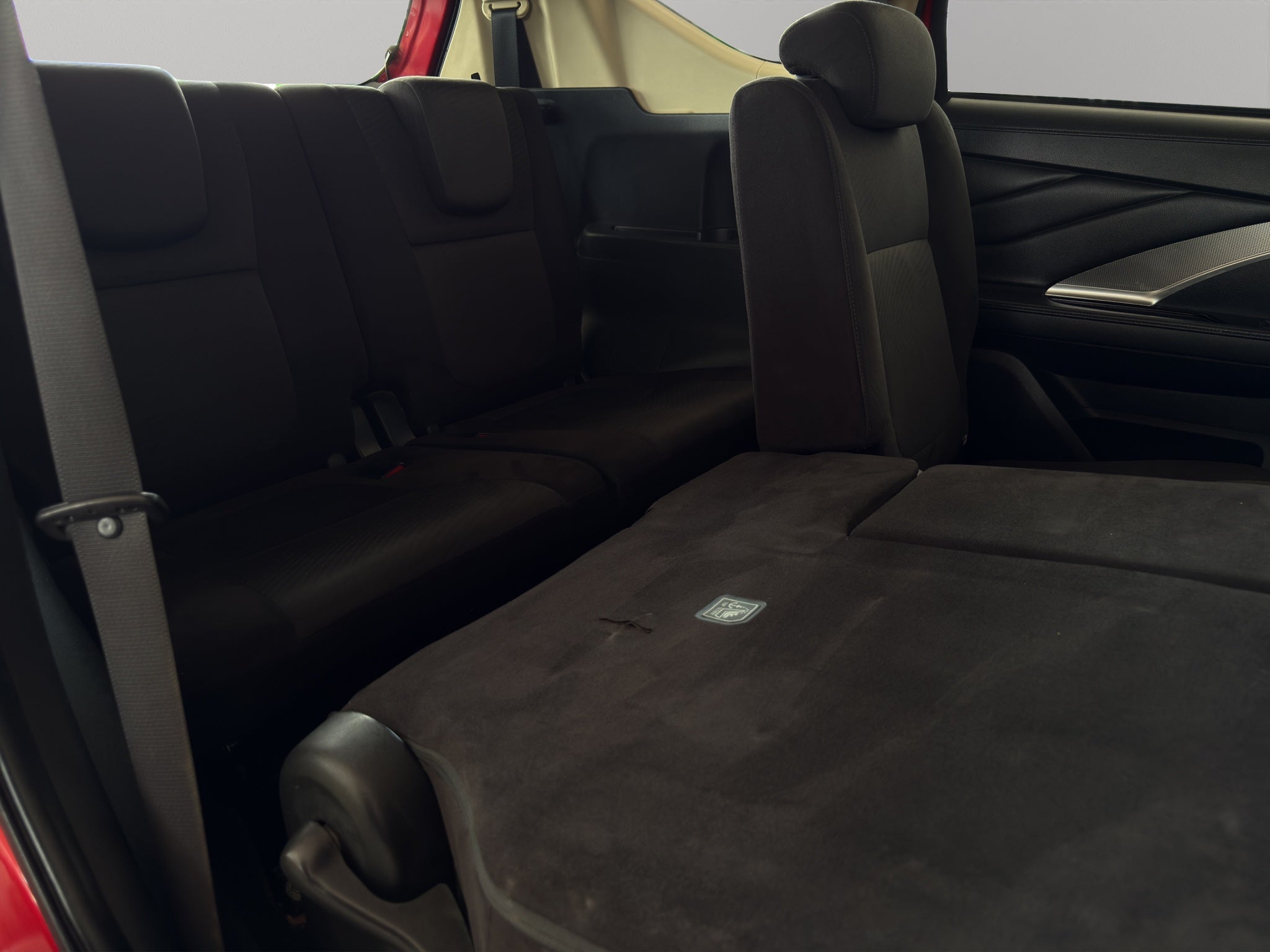 2023 Mitsubishi Xpander VUD 5 pts. GLS, 1.5l, TA, 7 pas., RA-16