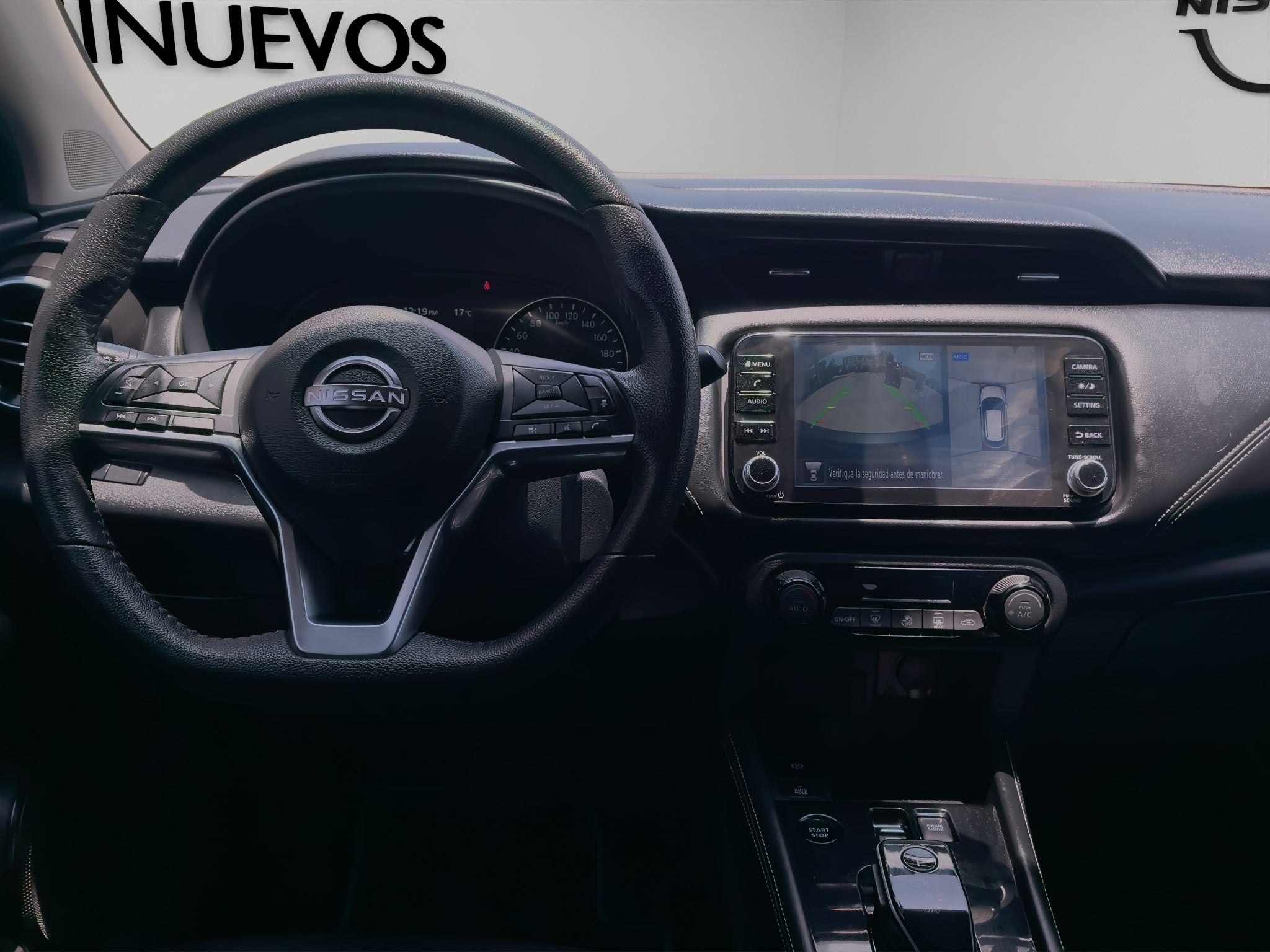 2023 Nissan Kicks VUD 5 pts. Platinum e-Power, E-REV, TA, piel, ADAS, RA-17