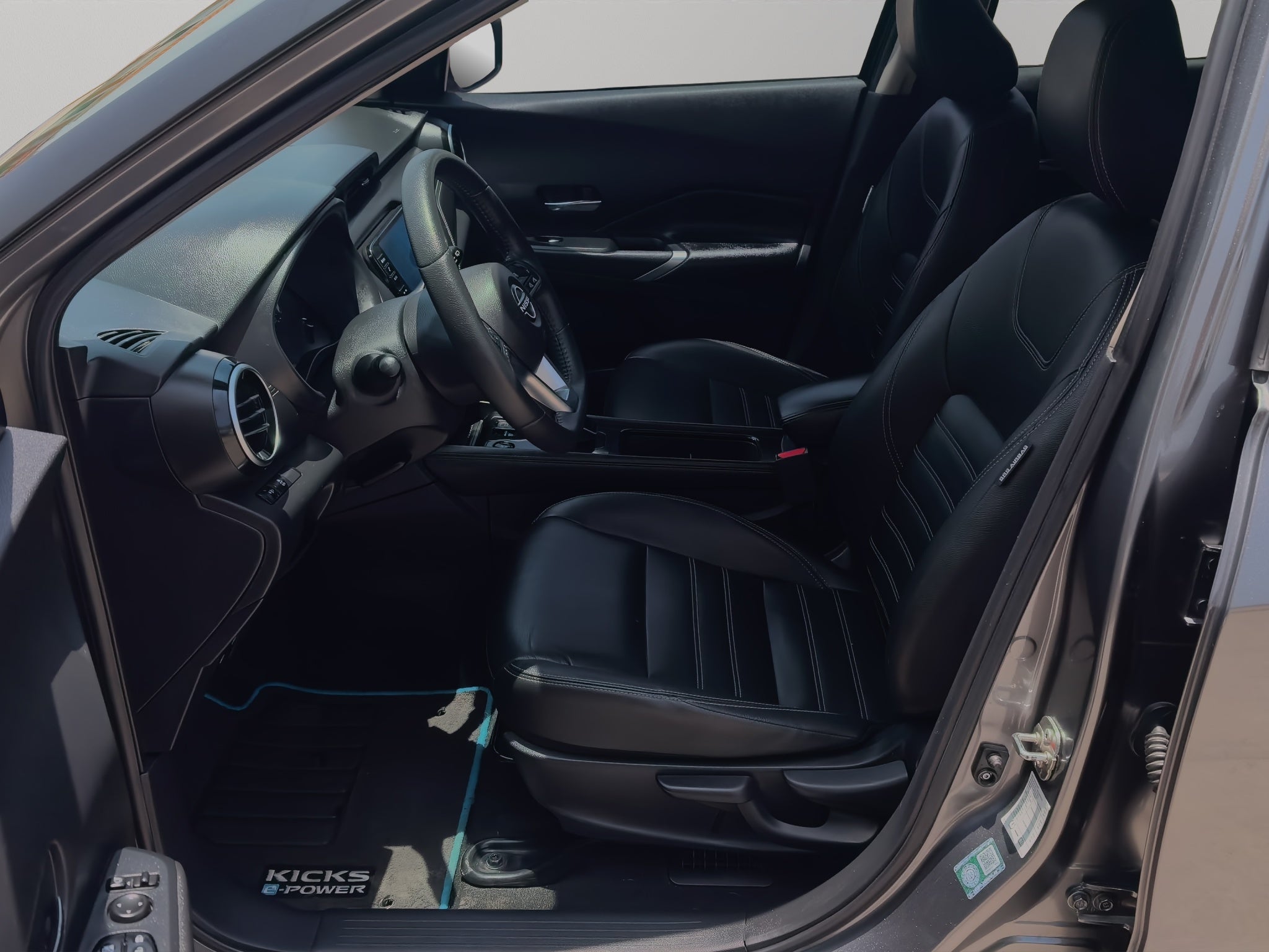 2023 Nissan Kicks VUD 5 pts. Platinum e-Power, E-REV, TA, piel, ADAS, RA-17