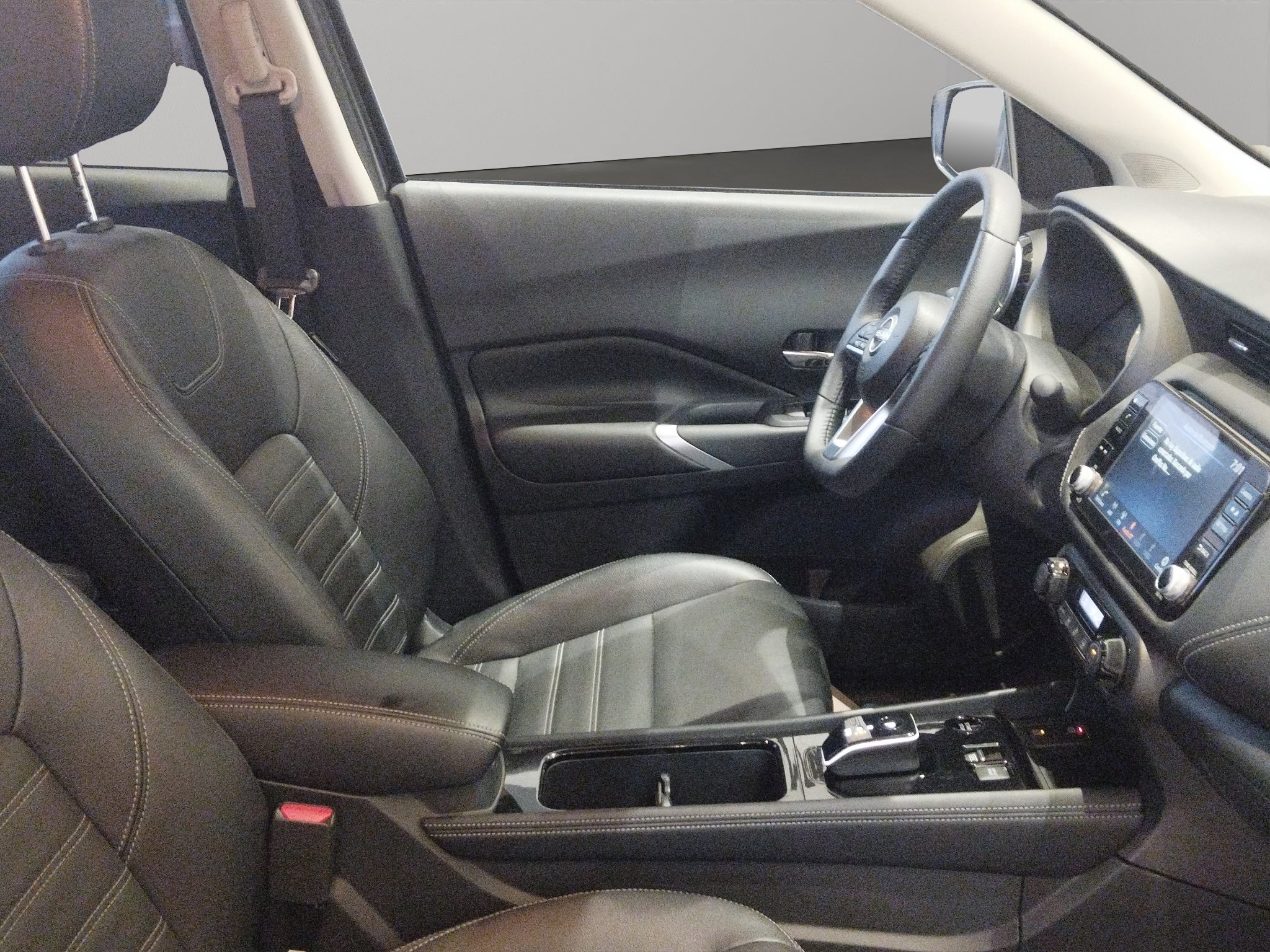 2025 Nissan Kicks VUD 5 pts. Play Exclusive e-Power, E-REV, TA, piel, RA-17 (línea nueva)