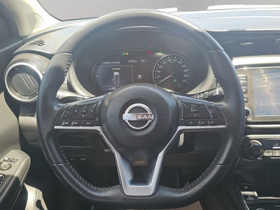 2024 Nissan Kicks VUD 5 pts. Advance e-Power, E-REV, TA, RA-17 (línea anterior)