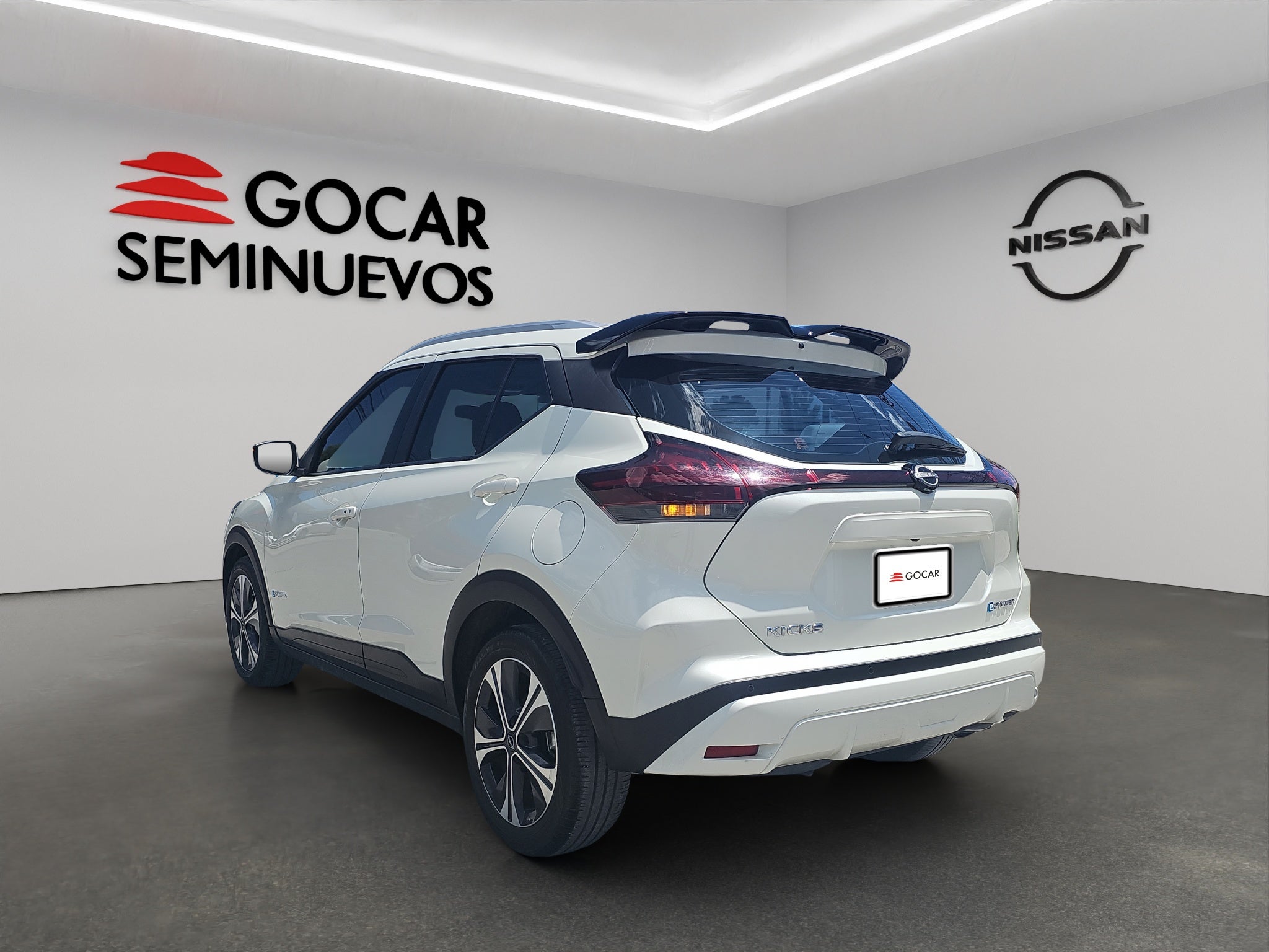 2024 Nissan Kicks VUD 5 pts. Advance e-Power, E-REV, TA, RA-17 (línea anterior)